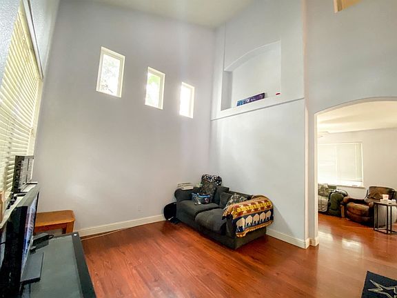 3rd image of 3368 Summer Creek Dr