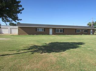 12528 W Lake Hellums Rd, Carrier, OK 73727