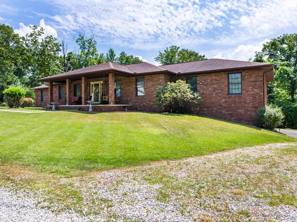 48 Hubbards Hts, Huntington, WV 25704