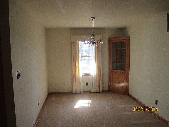5th image of 2710 Castlewood Pl