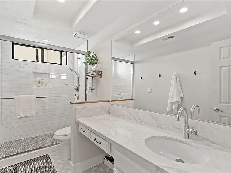 45436 Driftwood Dr — Photo 37