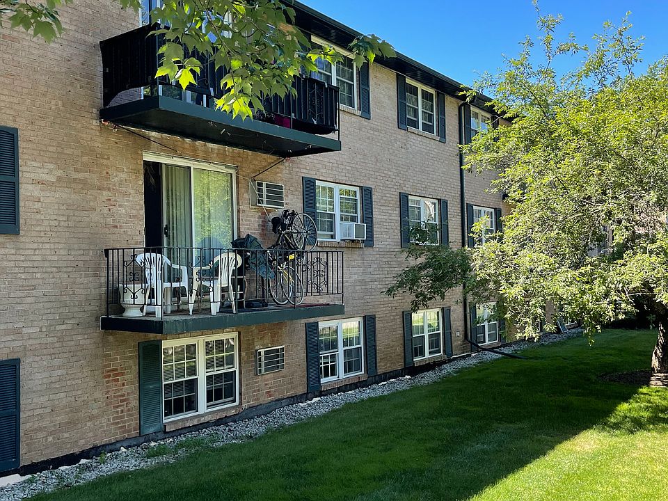 1st image of 560 Sagamore Ave #14