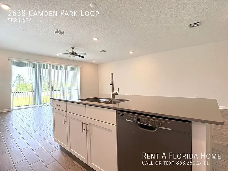 2638 Camden Park Loop — Photo 16