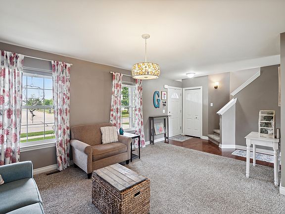 4th image of 634 Poppy Ln