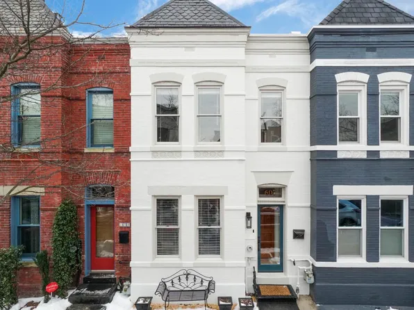 607 Acker Pl NE, Washington, DC 20002