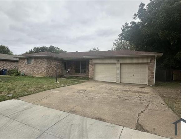 704 Clebud Dr