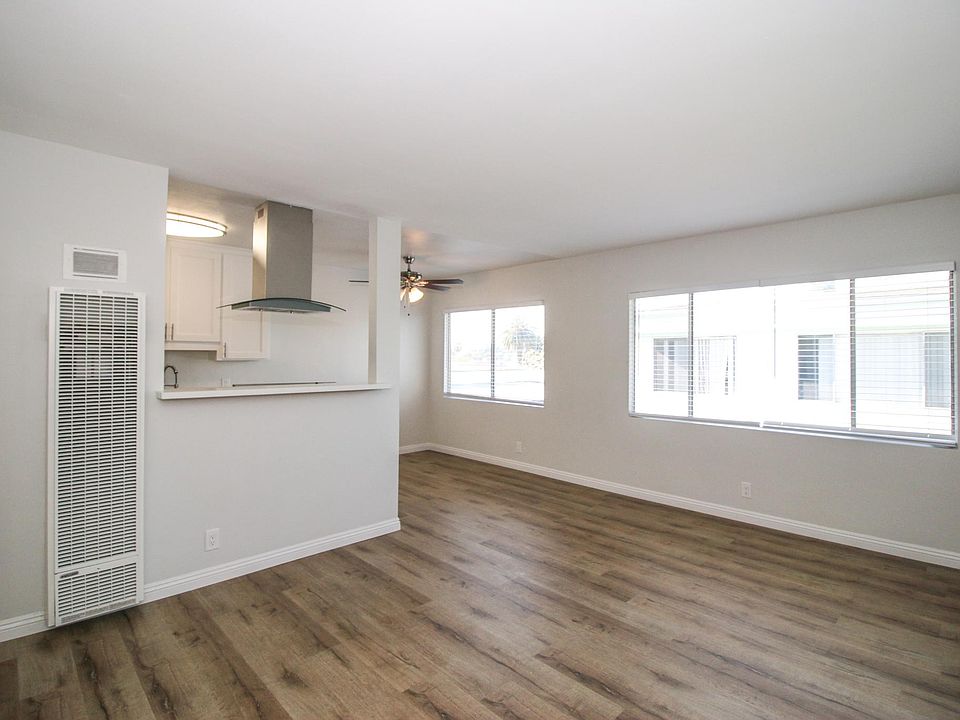 1st image of 624 Aerick St #6