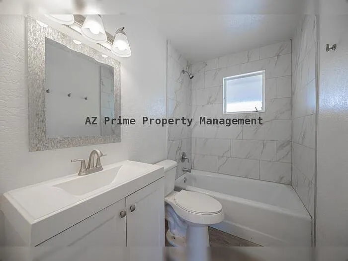 1140 W 7th St — Photo 23