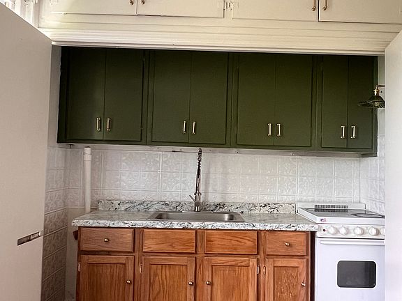3rd image of 4411 Baltimore Ave APT 3F