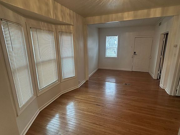 3rd image of 3538 4th St N