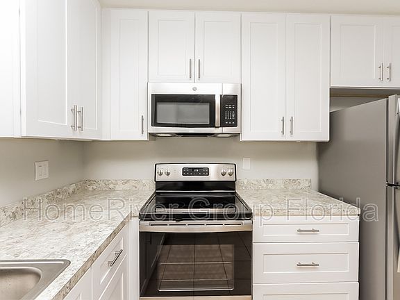 5th image of 522 Flamingo Dr