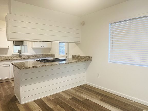 5th image of 1941 W Mesa Cir