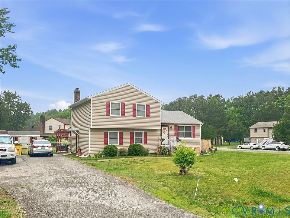 2nd image of 100 Pinetree Ct