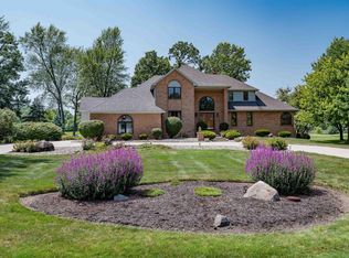 2002 Sycamore Hills Dr, Fort Wayne, IN 46814