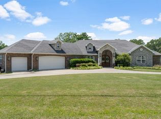 21819 Meadow Wood Dr, Siloam Springs, AR 72761