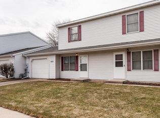 853 W Village Cir SE, Rochester, MN 55904