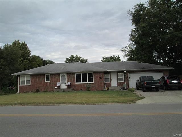2nd image of 705 N 6th St