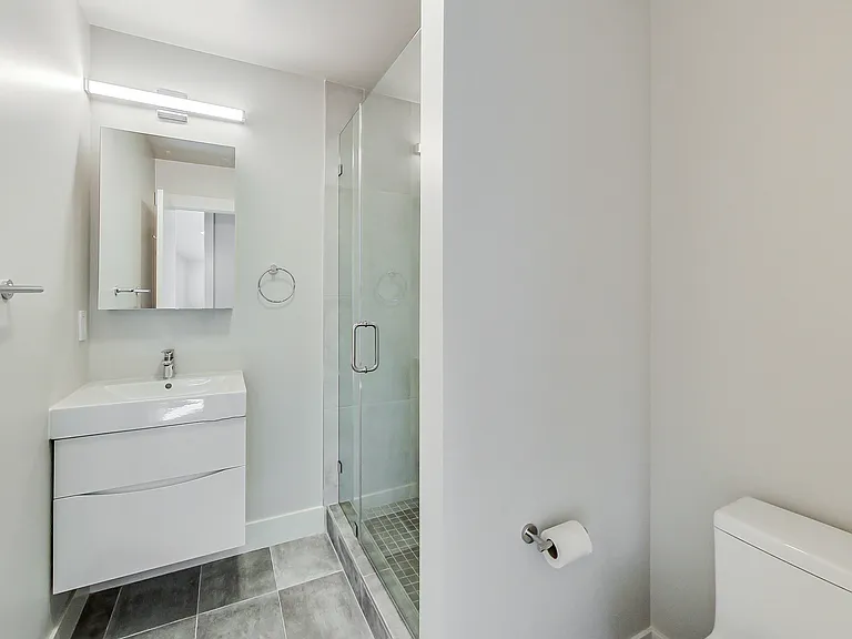 3413 Adeline St #4 — Photo 19
