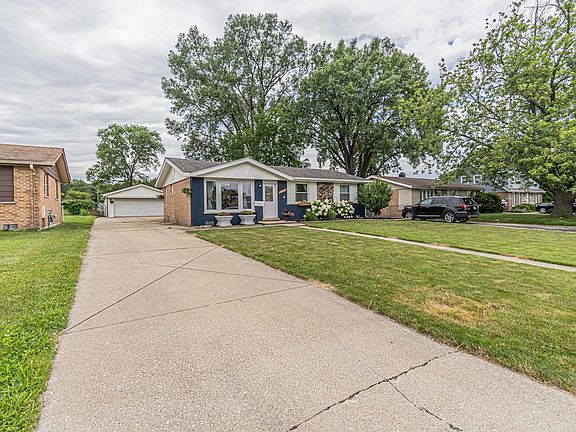 3rd image of 13138 Westend Ln