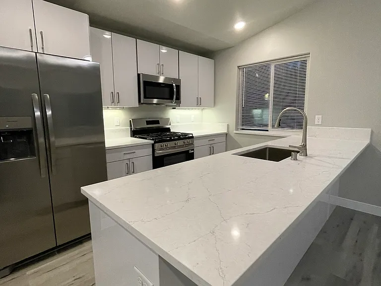 6150 W Karen St #2-4 — Photo 40