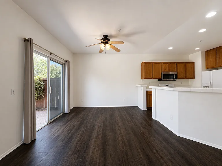 39930 Alpine Union St #B — Photo 4