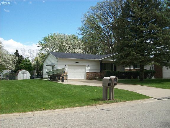 2nd image of 4314 Hedgethorn Cir