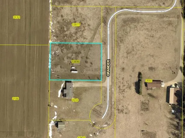 13849 Grander Ln, Kent City, MI 49330