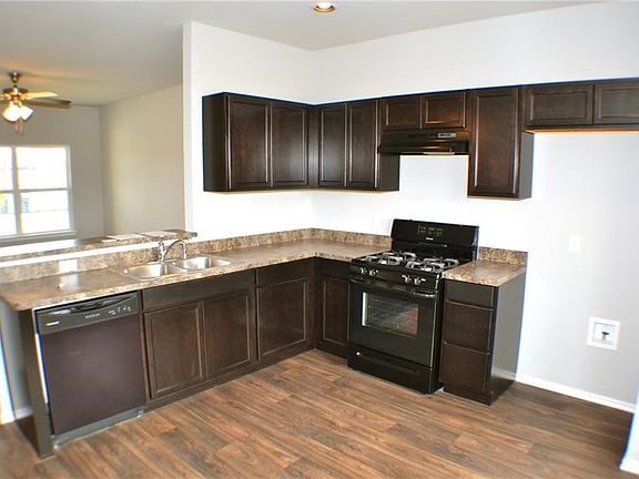 5th image of 11716 NW 134th St