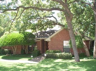 2301 Ravinia Dr, Arlington, TX 76012