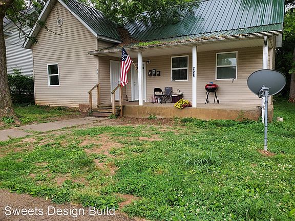 3rd image of 319 Woodford Ave