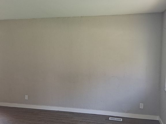 4th image of 1265 Bookwalter Ave