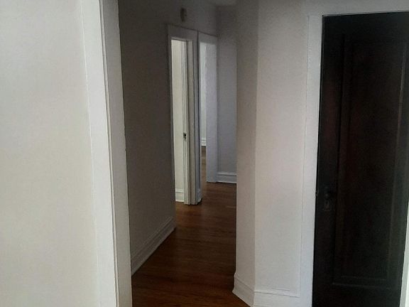 2nd image of 1172 S Oak Park Ave #3E