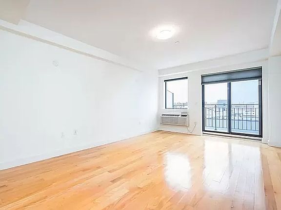 3rd image of 31-35 31st St #507
