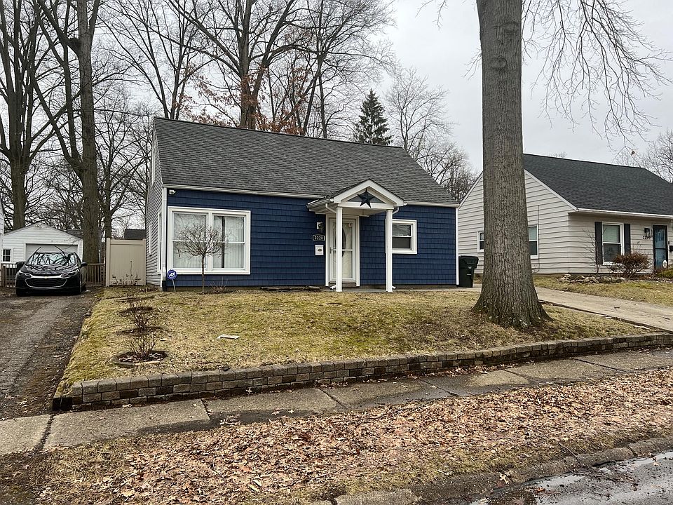 1st image of 2220 Suncrest Dr