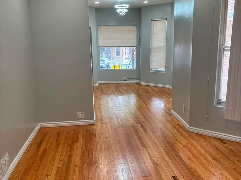 1020 S Claremont Ave #2 — Photo 3