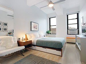 2nd image of 315 7th Ave APT 7B