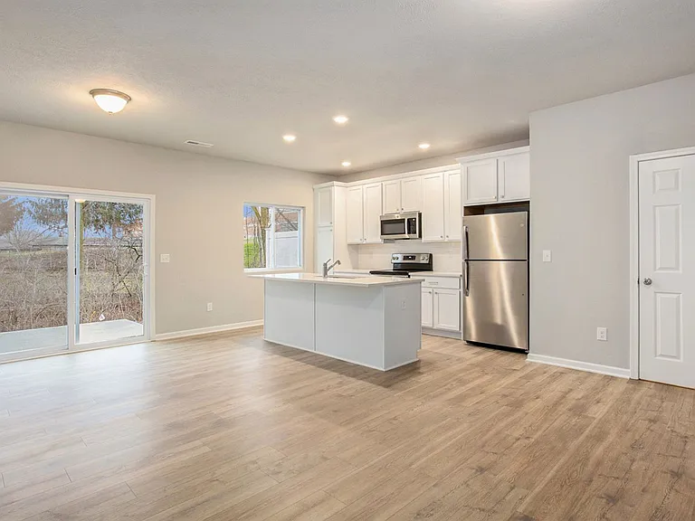 3520 Weldon Dr SW — Photo 6