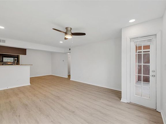 5th image of 10200 GANDY BOULEVARD N #1205