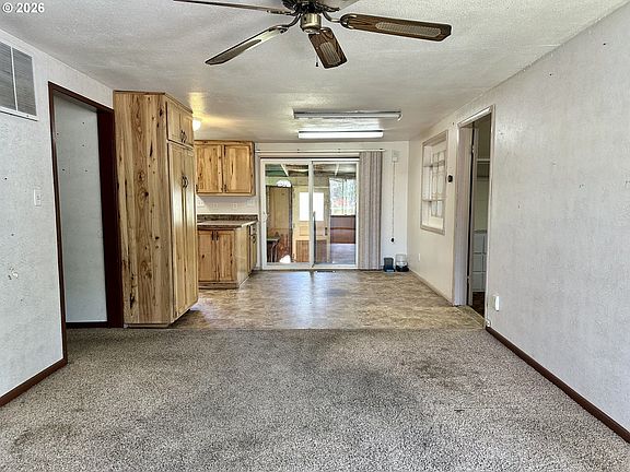 4th image of 1702 Y Ave