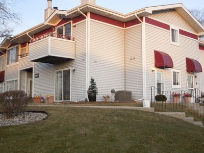 1101 Sunnyslope Dr, Racine, WI, 53406