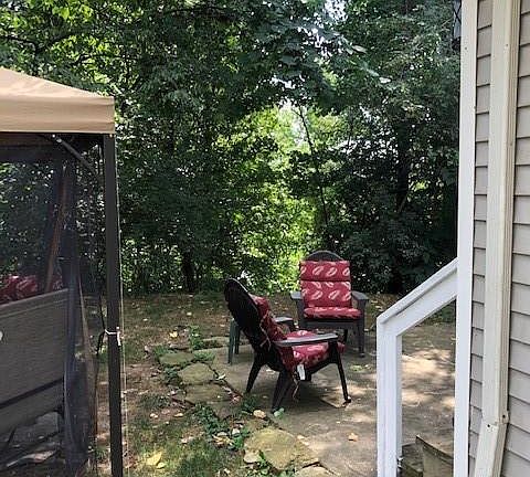 3rd image of 8592 Cherie Dr