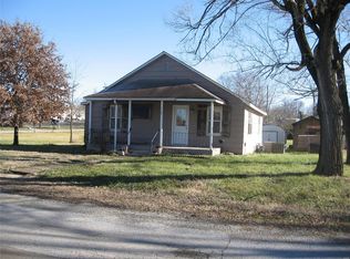 1105 High St, Fredericktown, MO 63645