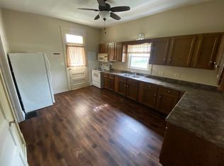 619 W Market St, Orrville, OH 44667