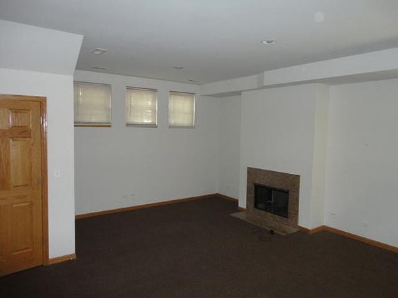 5th image of 1321 W Belmont Ave #1RY
