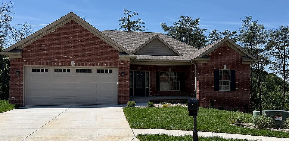 1st image of 2607 W Deville Ct