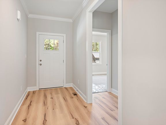 5th image of 95 Purslane Dr