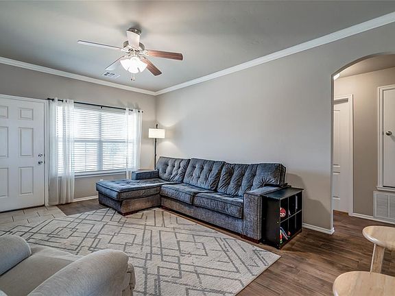 5th image of 13116 Camden Dr