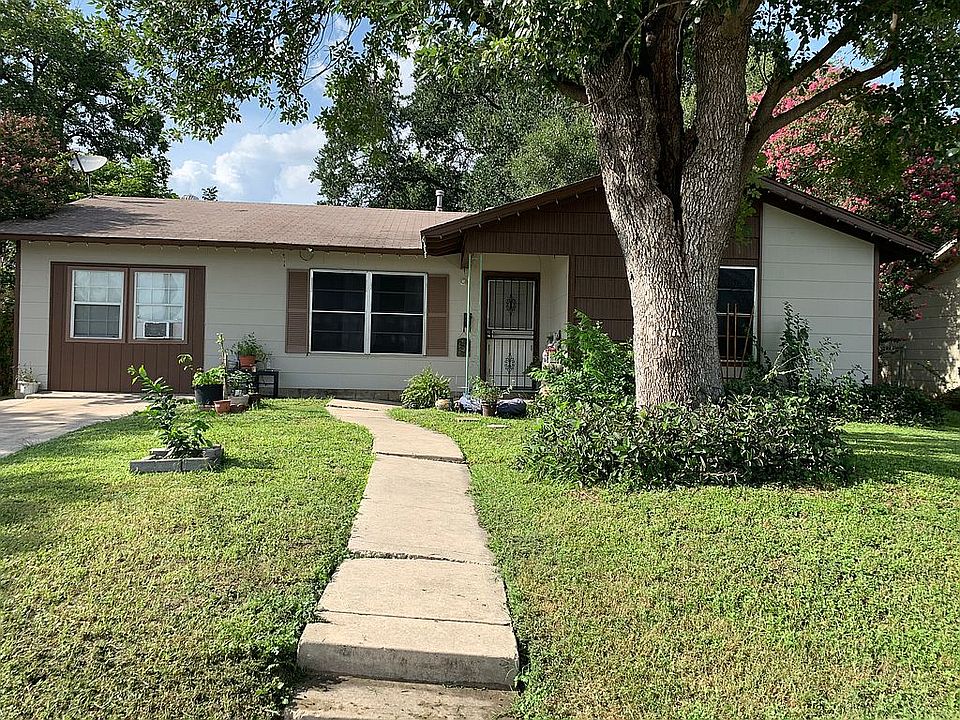 1st image of 2611 Sally Gay Dr