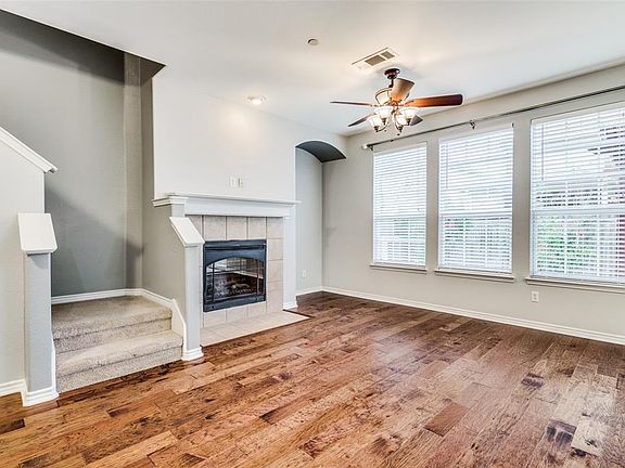 3rd image of 5875 Clearwater Ct