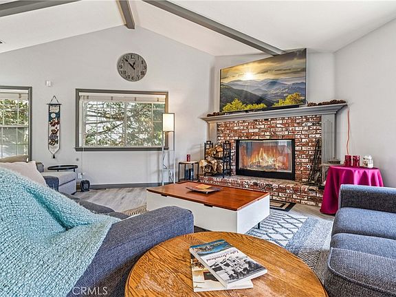 2nd image of 27487 N Bay Rd